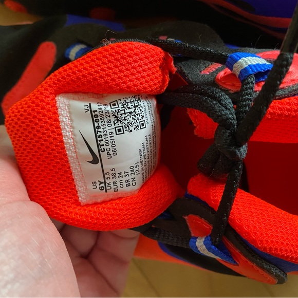 Nike React (6Y/38.5w) - Picture 5 of 5